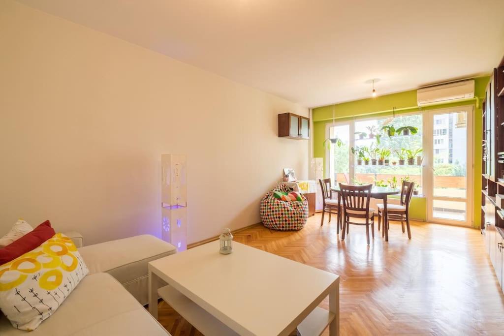 Beautiful Flat In Central Location By Flat Mаnager Sofia Zewnętrze zdjęcie