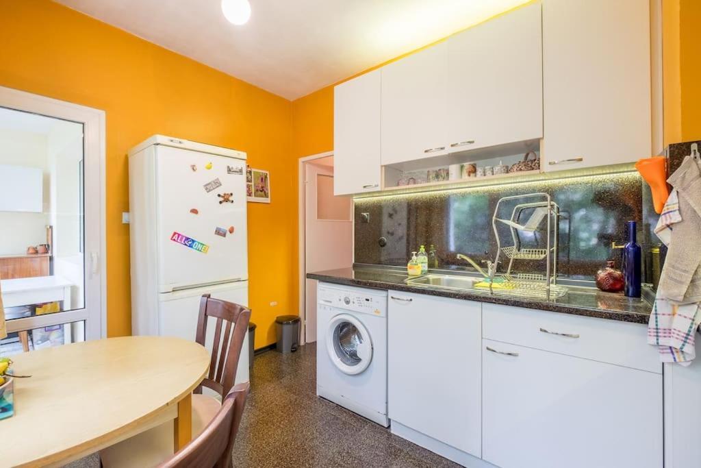 Beautiful Flat In Central Location By Flat Mаnager Sofia Zewnętrze zdjęcie