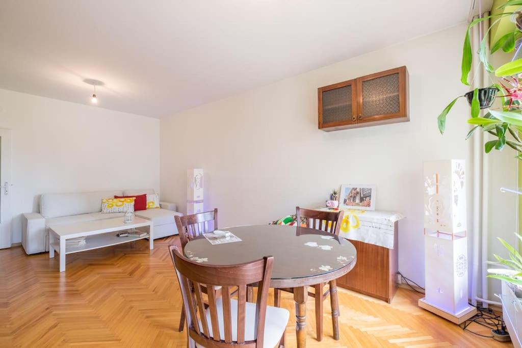 Beautiful Flat In Central Location By Flat Mаnager Sofia Zewnętrze zdjęcie